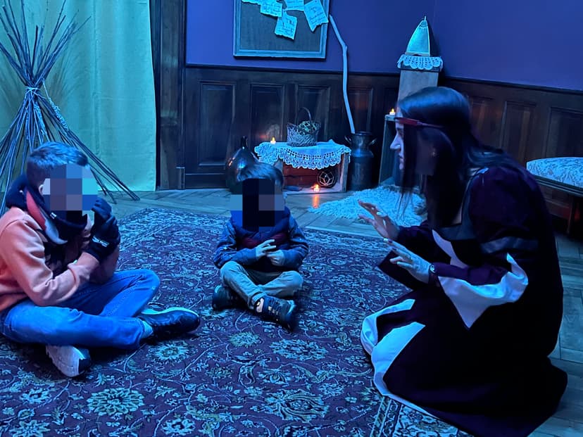 Participants préparant la potion magique